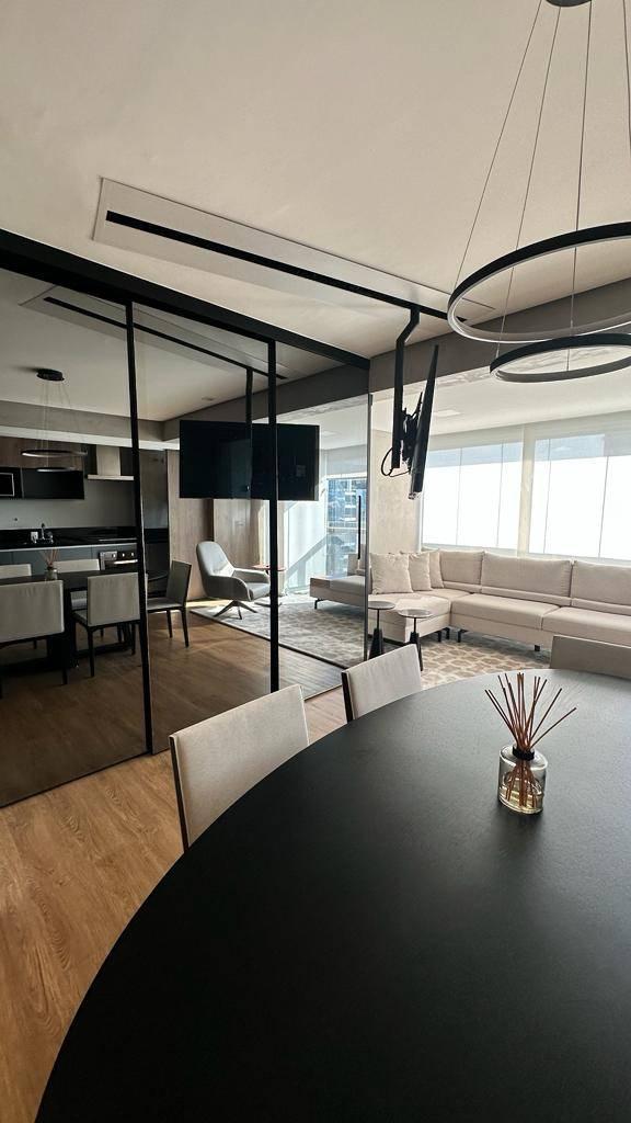 Apartamento à venda, no One Eleven,  em São Paulo, Vila Olímpia, com 1 quarto, 52m²